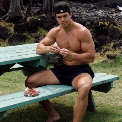 koal_apunaa's profile picture. this is my only account anything else is fake and stealing my content