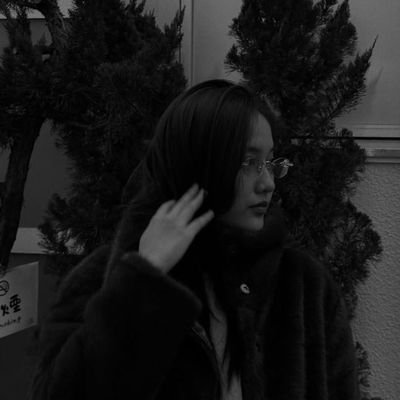 hfxlt's profile picture. mirando peñarol con louis