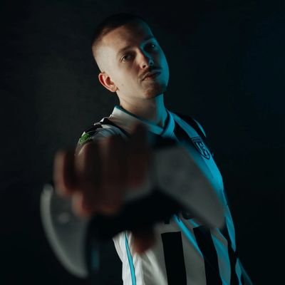 JarnovOene's profile picture. eSports coördinator & coach @heraclesEsports