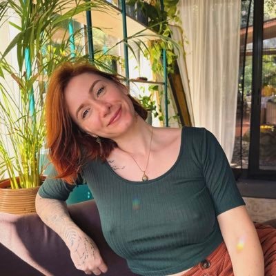 samjuliaa2's profile picture. 