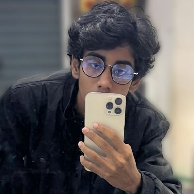 Vstark_X's profile picture. 