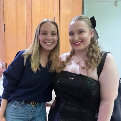 swarladale's profile picture. 🫧twenty🫧soap fan🫧musical theatre🫧women’s football