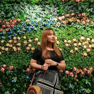 oreoszn_'s profile picture. Manifesting a life I love. 🍏🍀