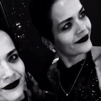 Rosa__Pastel__'s profile picture. Soy la que sostienen las raíces aunque le hayan nacido alas. Soy la misma. Mi mundo feliz consta de dos partes.