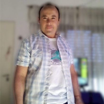 victormanuelje1's profile picture. 