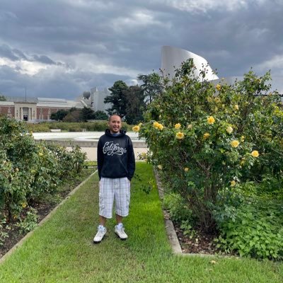 LBCFRESH's profile picture. LBC @Lakers 💜💛 @Dodgers 🤍💙 @USCFB ❤️💛 Sports/Wrestling/Anime ⬇️ @CTOTHELOS77 @Showtime_3011 @pandacalebboss @nyyankeesfan02