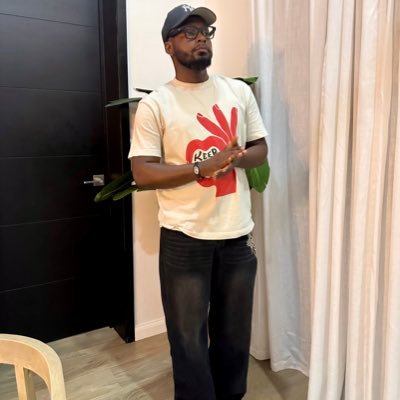 DKRaps1's profile picture. 🇨🇲🇺🇸🇫🇷 Making sense of nonsense daily—sports, news, relationships & the occasional divine intervention. 🙌😂