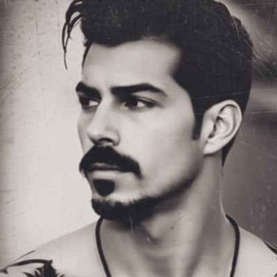 ZacaMesaSix's profile picture. Cymro🏴󠁧󠁢󠁷󠁬󠁳󠁿 ≈ Sicilianu🇮🇹ᯓ living in Cali▪️༝༚༝༚IJ▪️Surfer▪️Vet▪️𝕭2𝕽𝖎𝖉𝖊▪️°📷▪️Swans 🦢⚽︎▪️𝕱𝖔𝖗𝖙𝖎𝖘 𝕱𝖔𝖗𝖙𝖚𝖓𝖆 𝕬𝖉𝖎𝖚𝖛𝖆𝖙 ⚔︎