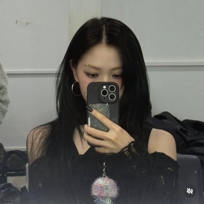 itsryurun's profile picture. #ITZYPINK #TAYLOR #Lesserafim