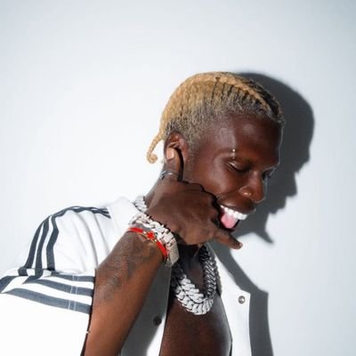 omoope101's profile picture. No love zone ❌// kaluba 💸💵 minded only// 
NSNV🤍//30BG // Chelsea 💙💙💙