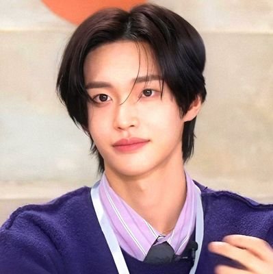 wonbinstar_'s profile picture. would you run~