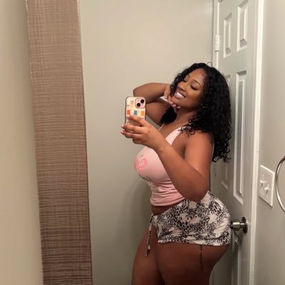 Ndiyahshari425's profile picture. simple and straightforward  philanthropist