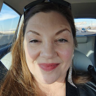 heather_ks1's profile picture. Music revives.
I see the beauty in life.
Design is prevalent everywhere.
Today will be the past tomorrow. Be wise today.