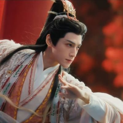 yun_xi15851's profile picture. Only for #LuoYunxi #罗云熙 (not ZSTC). Eng subs
 on YouTube, written translations in Likes.