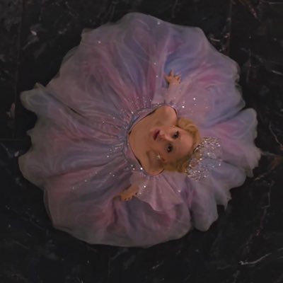 milmaninha's profile picture. i hope you get what your heart desires 🪷🫧