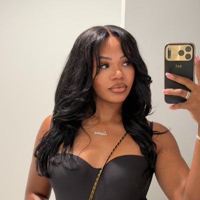 MyrnaDaramy's profile picture. 23 |

HTX |

Options trader & Educator |✝️