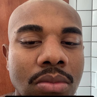 milenabarross_'s profile picture. as long as i know how to love i know i'll stay alive (ela/dela)