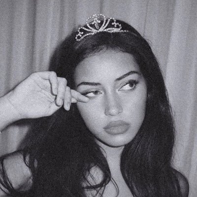 sainzrise's profile picture. 