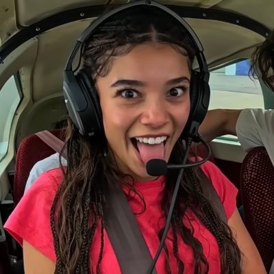 jc3dits's profile picture. @maliabakermsb hmu 😛🩷 Susie knows