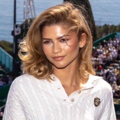 mschanelslimeto's profile picture. hacked at 30k