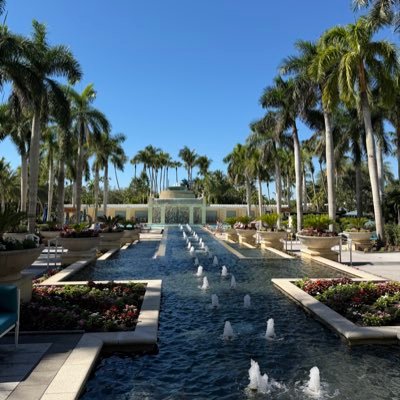 JKtrades27's profile picture. 20 | PA ✈️ FL // learning stocks and investing // trading // growing my portfolio 💴 💰