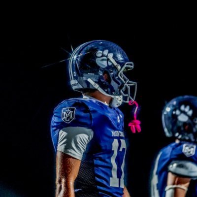 ianmacaulay_17's profile picture. OLB/S - ATH || 6’1 || 185 lbs || Marin Catholic 2026 || 3.7 GPA || 3A state champs