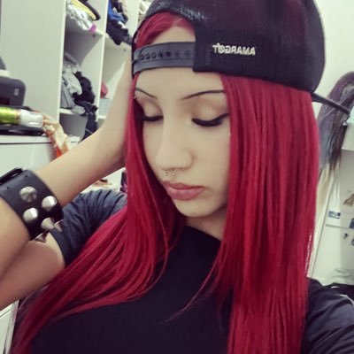 tr1zxw's profile picture. Way 2 sexy