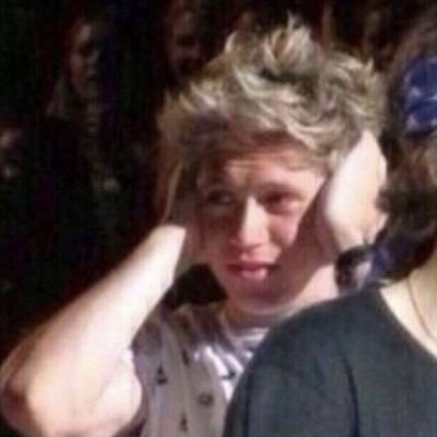 diallage__'s profile picture. hi I’m dia and welcome to the show || OT5 and solos || seeing Zayn, Louis, 5SOS 🔜‼️