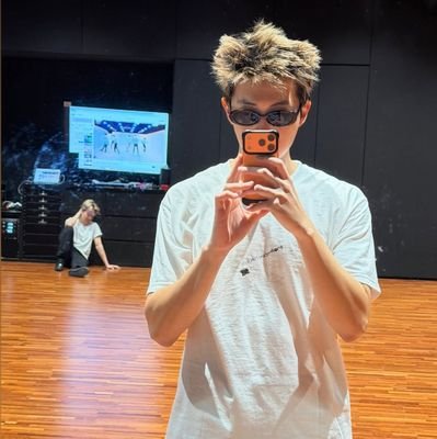 MewyWorakun's profile picture. 