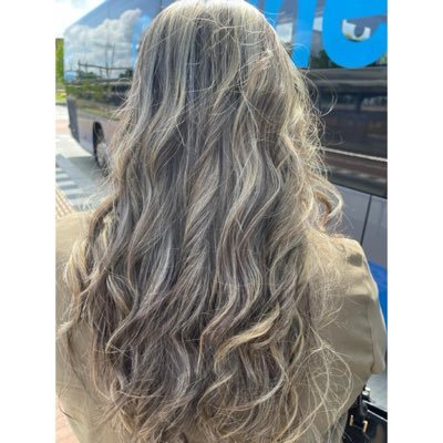 meliha4877's profile picture. ⚖️ ☕️ 📷 🎨