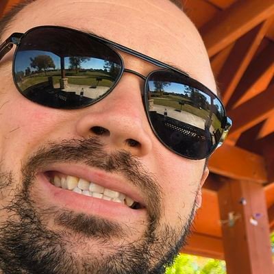 realNonBidenary's profile picture. 