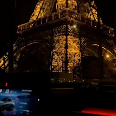 lanxiii1's profile picture. طالبة كيمياء 👩🏻‍🔬في @_ksu |بين التجارب والأفكار اجد شغفي 💡