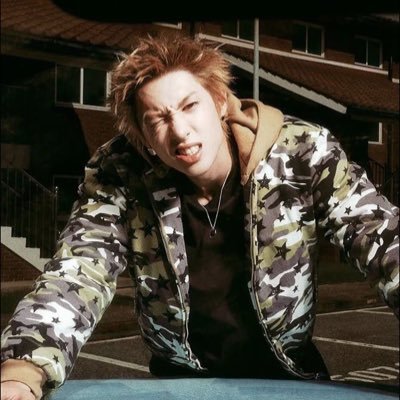 cortissera's profile picture. lesserafim &’ cortis is my behalf