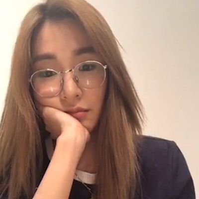 gayasspinks's profile picture. retired rosie jennie taeyeon fany soshi lover