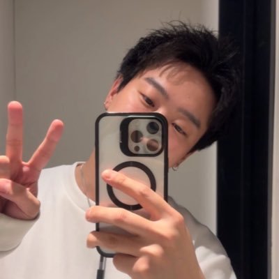butaniin's profile picture. H8 ISTP 黒髪独身男性