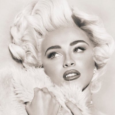 FENDIANASTARRR's profile picture. funniest bitch alive