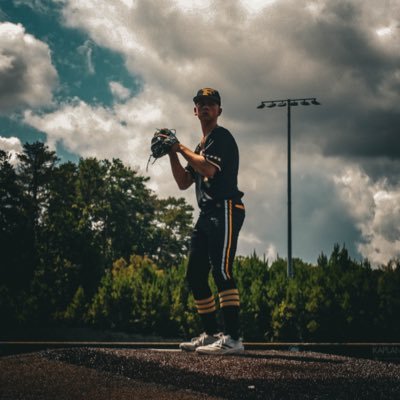 landingrant2028's profile picture. Veterans High School | Co 2028 | 6’0 | 185lb | 3B, MIF, UT | 4.0 gpa | 📞 4789608520