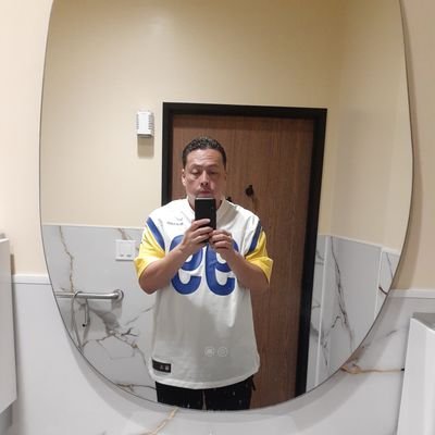 alpe31's profile picture. Boxing, Lakers, Rams, USC football, politically all over the place