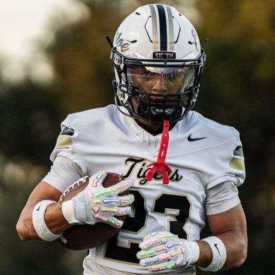 CaseyStoutJr's profile picture. 5’9 150lbs | conroe ‘26 | DB | Student Athlete | Football/Track | Email: caseywstout21@gmail.com | Phone # (469 500 3581) | https://t.co/sdtMrYYWvL