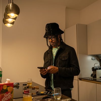 RingRoze's profile picture. 💿☔️ #SHOWERDOWNSZN