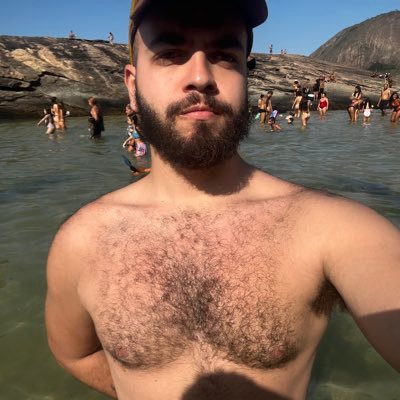 pedrogaude's profile picture. arquiteto e criação