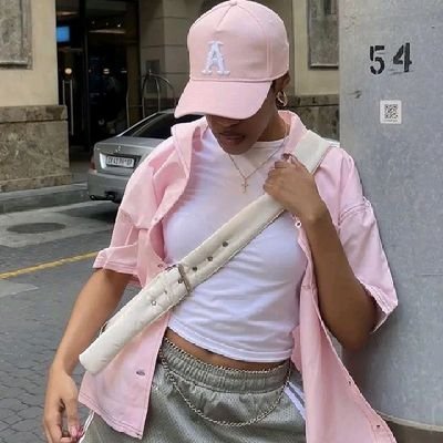 zainabkadu's profile picture. 