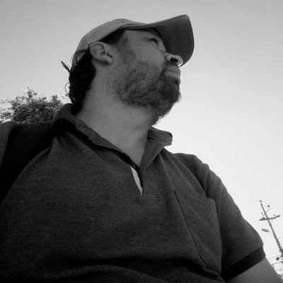 Pipo1178's profile picture. El País necesita PAZ q no se conseguirá con la derecha en el poder
Líderes de bandas delincuenciales libres y los opositores o enemigos encarcelados 🇪🇨
🟨🟦🟥