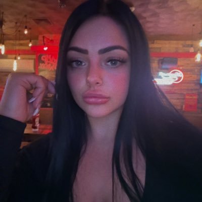 stackzbstackz's profile picture. pink 4 lyfe $stackzbstackz ✨ https://t.co/qwVaDxX797 https://t.co/FCWkUn40gp