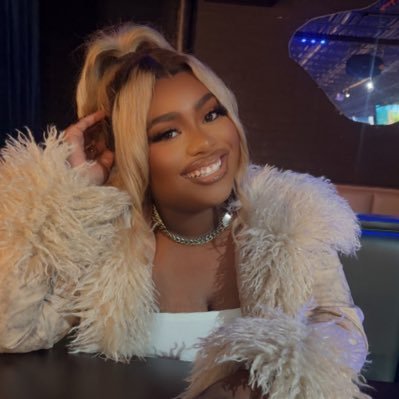 __stoneylove's profile picture. 🦂🖤