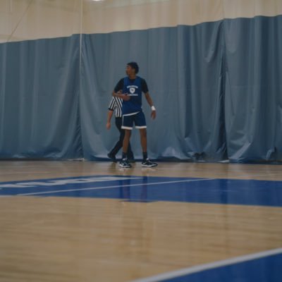 kingsleyr_2's profile picture. 6’5 28’ Williston Northampton 10/17/2009 AAU : PSA Cardinals Gmail: kingsleyr1017@gmail.com Instagram: Kingsley.Rogers2