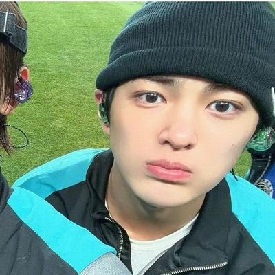 flick7rr's profile picture. ㅤﾠㅤㅤㅤㅤㅤﾠa  rosa  azul  e  o  mágico .