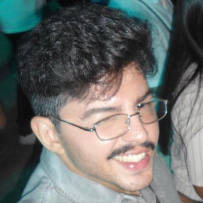 maelchavess's profile picture. 