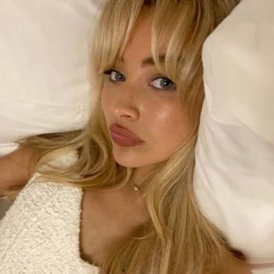 StudySoph_'s profile picture. 🫧🩺🥼🤍🌊