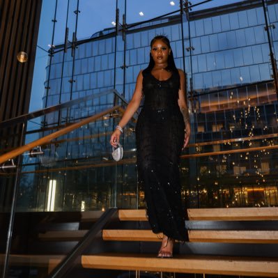 _l0vemimi's profile picture. God first | Psalm 46:5 | Hampton University Alumna | 🇧🇧